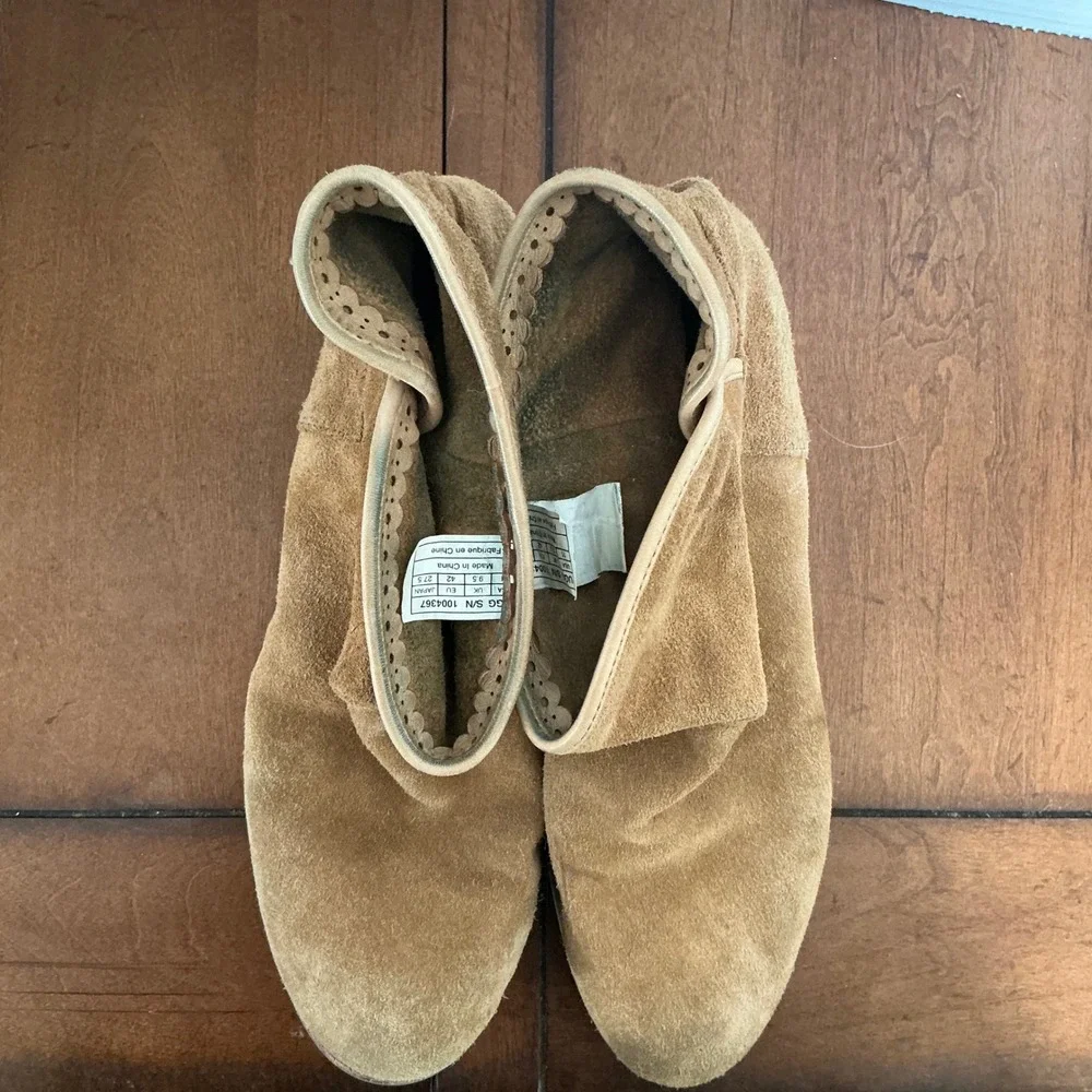 UGG Cedrick Chestnut Suede Scalloped Ankle Boots‎ Womens 11 Tan 1004367